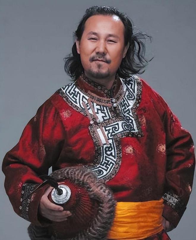 央视中秋晚会主持人官宣!5人只有谢娜一个被换掉,原因很简单